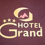 Grand מלון
